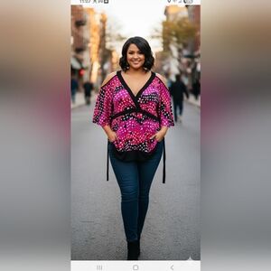 NWT Esti Couture Plus Size 2X Peekaboo Sleeve